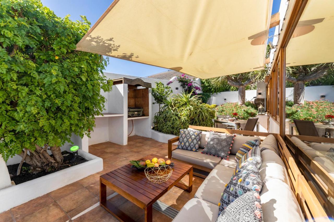 Villa Infinity: Panoramic Sea Views & Private Heated Pool Tias Exterior photo